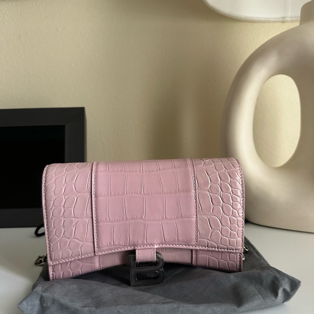 Balenciaga pink hourglass crocodile texture wallet on chain - Picture 3 of 3